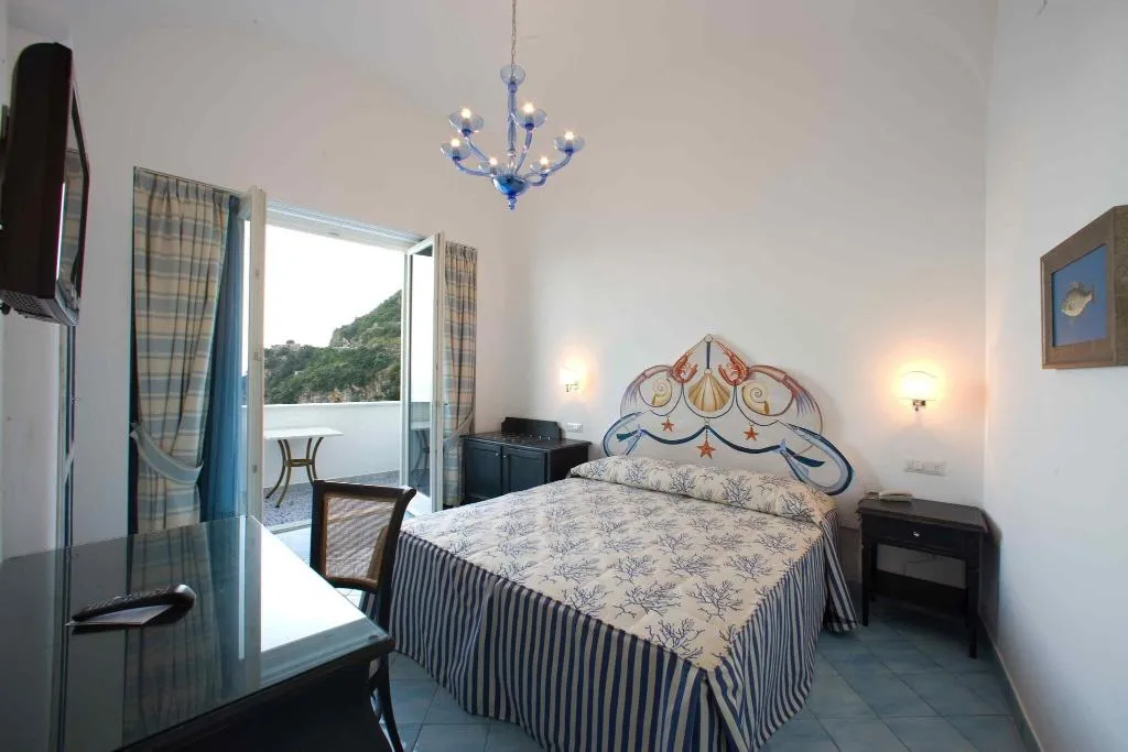 TWIN OCEAN VIEW WITH BALCONY Room, Palazzo Marzoli Resort, Naples