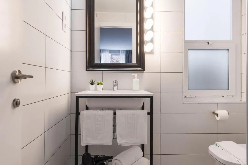 TRIPLE STANDARD Room, House by pillow, Barcelona