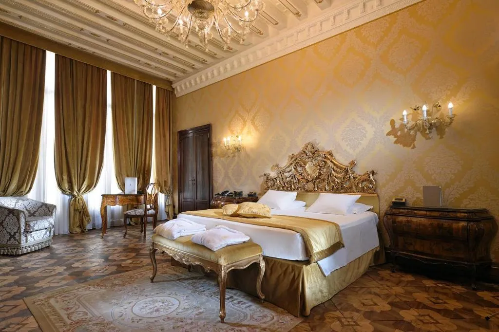 SUITE LUXURY Room, Ai Reali Hotel, Venice