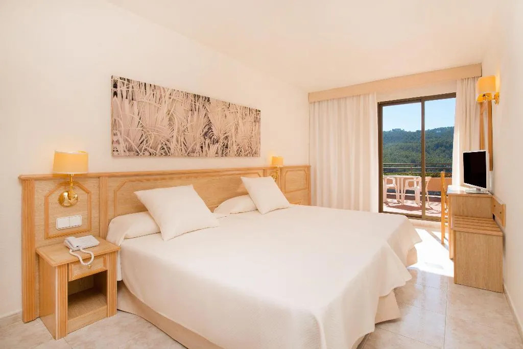 Room, Hotel Galeon, Ibiza