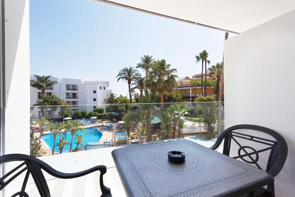 DOUBLE POOL VIEW Room, Sol Torremolinos Don Pedro, Costa Del Sol