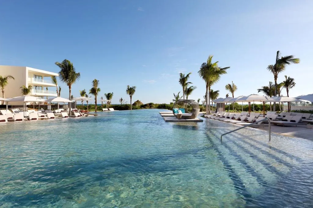 Pool, TRS Coral Hotel – Adults Only All Inclusive, Cancun Area
