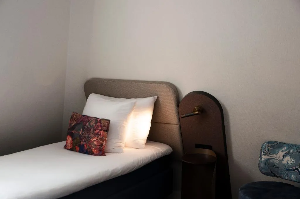 TRIPLE STANDARD Room, Boutique Hotel Albus Amsterdam, Amsterdam