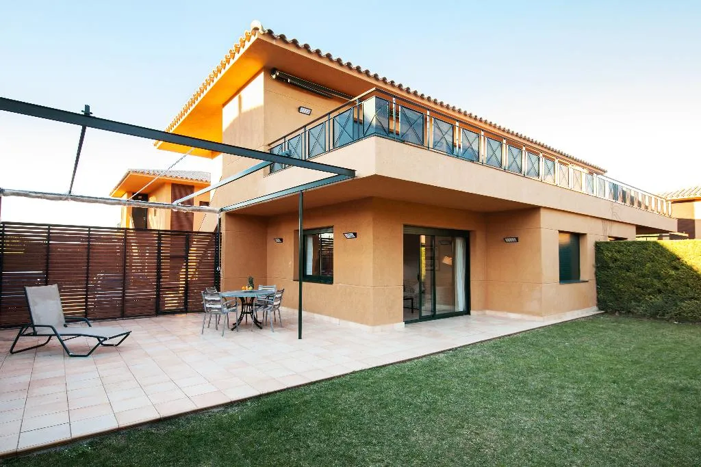 APARTMENT GARDEN VIEW Room, Aparthotel Suites Vila Birdie, Costa Brava