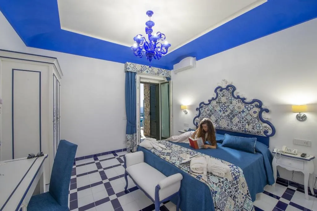 Room, Villa Maria Pia, Naples