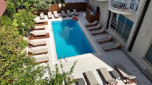 Marika Hotel, Kavaje