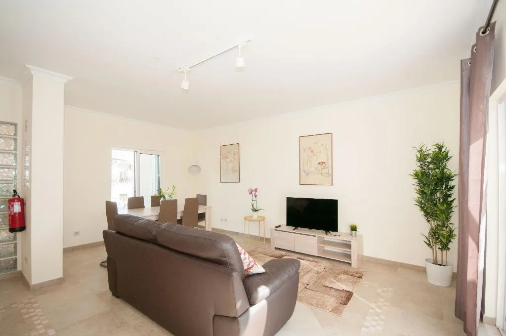 VILLA FOUR BEDROOMS Room, Boliqueime Villas, Algarve