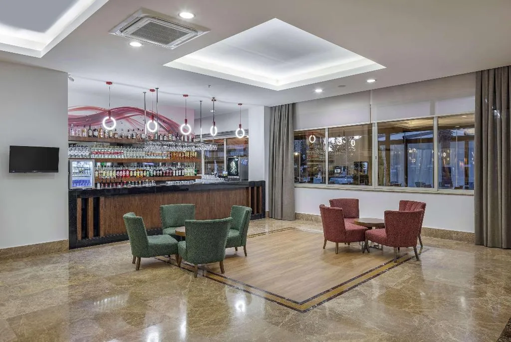 Bar, Ramada Resort Lara, Antalya