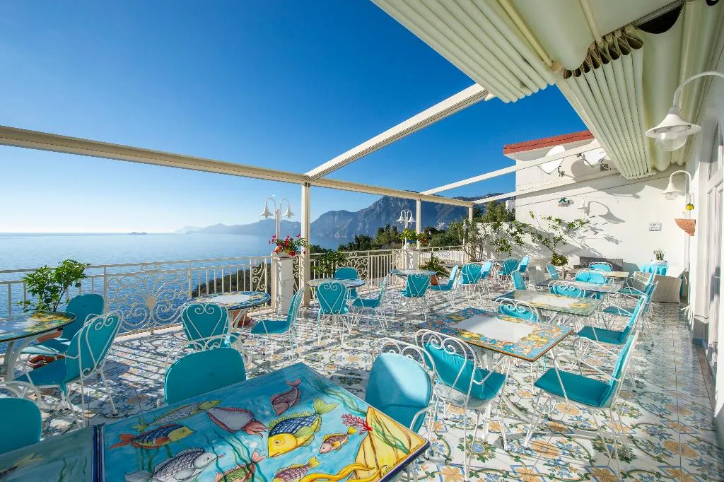 Restaurant, Villa Bella Vista near Positano and Amalfi, Naples
