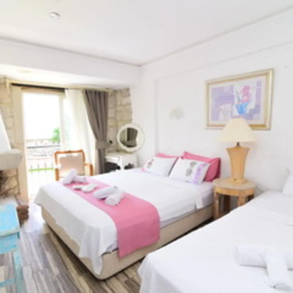 Room TWO BEDS Room, Alacati Asmali Konak Otel, Izmir