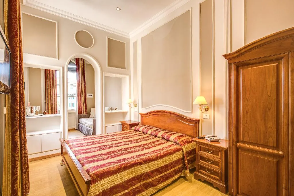 Double or Twin SUPERIOR Room, Rome Garden, Rome