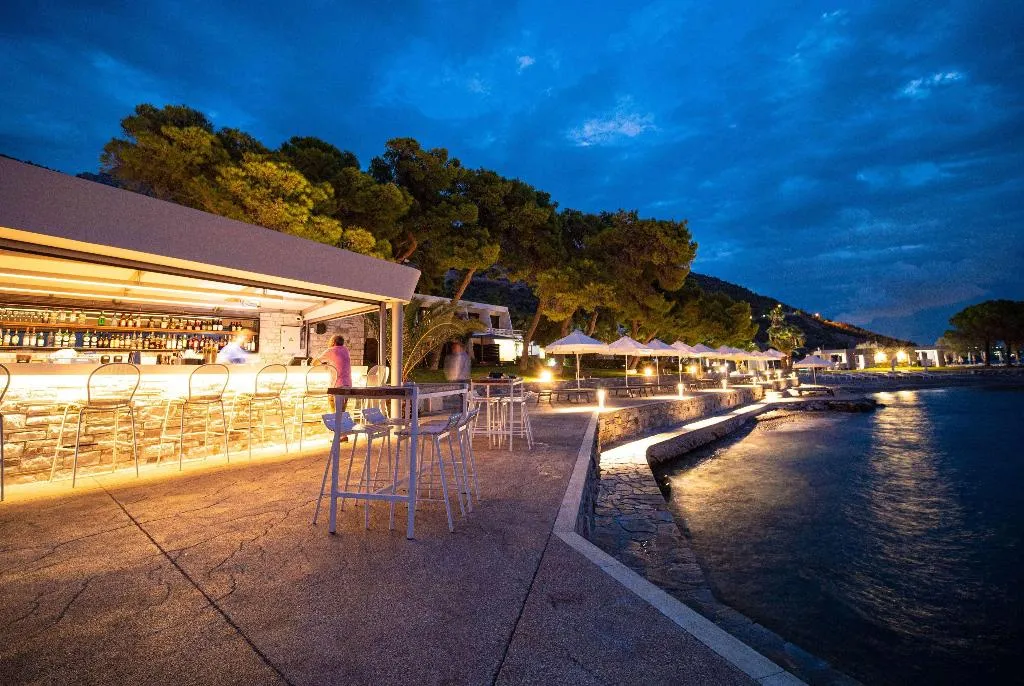Bar, Ramada by Wyndham Loutraki Poseidon Resort, Kalamata