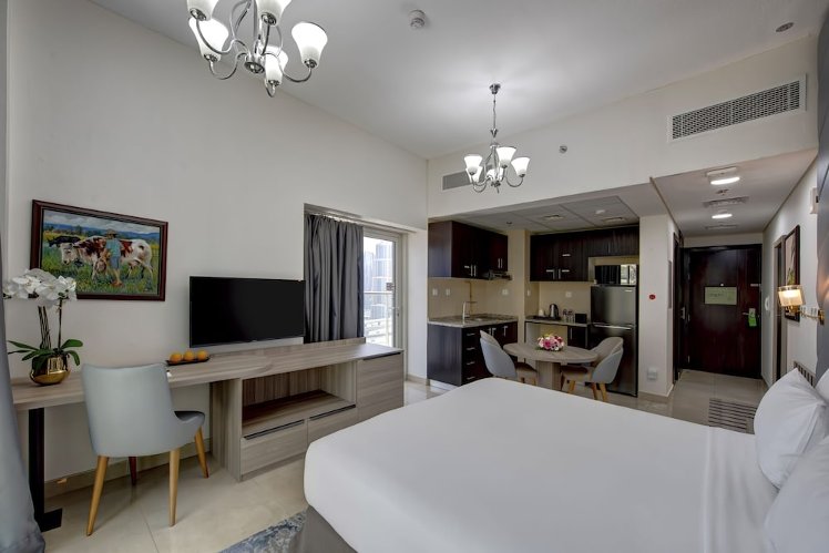 Royal Regency Suites Dubai Marina, Dubai