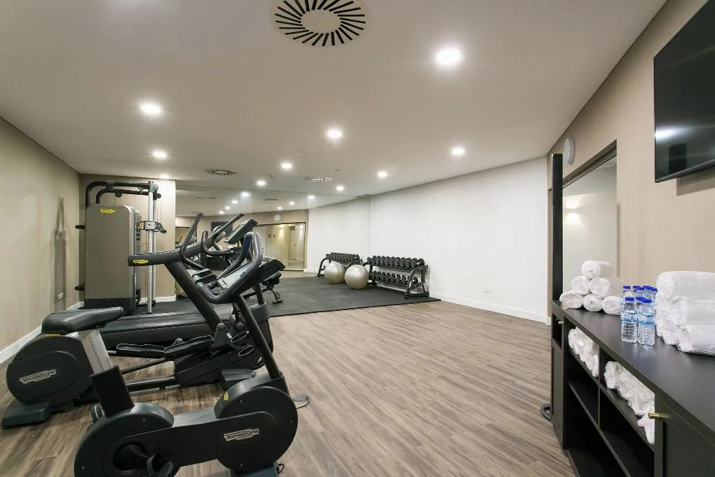 Sports and Entertainment, Four Points By Sheraton Sesimbra, Lisbon