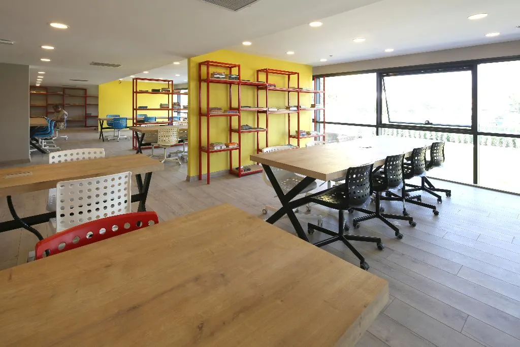 Sports and Entertainment, Coordinat Suites, Izmir