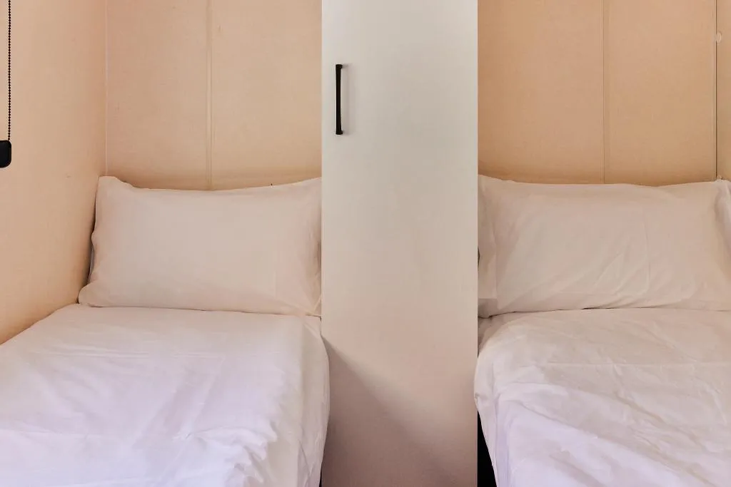 BUNGALOW TWO BEDS Room, Camping El Portus, Costa Blanca