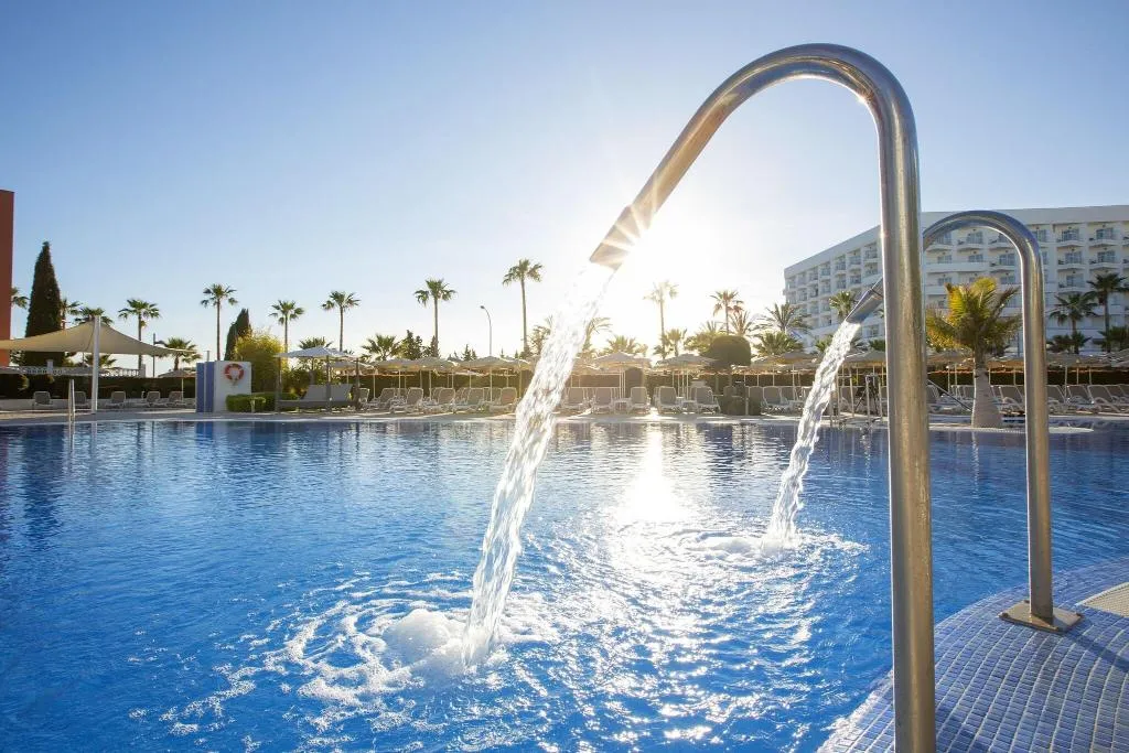 Pool, Hipotels Cala Millor Park, Majorca