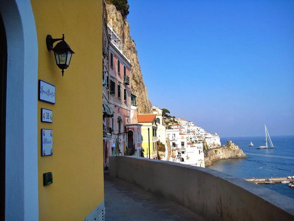General view, Il Porticciolo di Amalfi, Naples