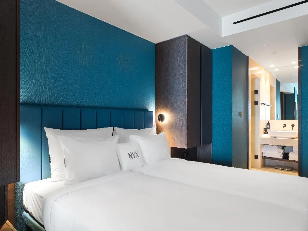 DOUBLE DELUXE Room, NYX Esperia Palace Athens by Leonardo Hotels, Athens