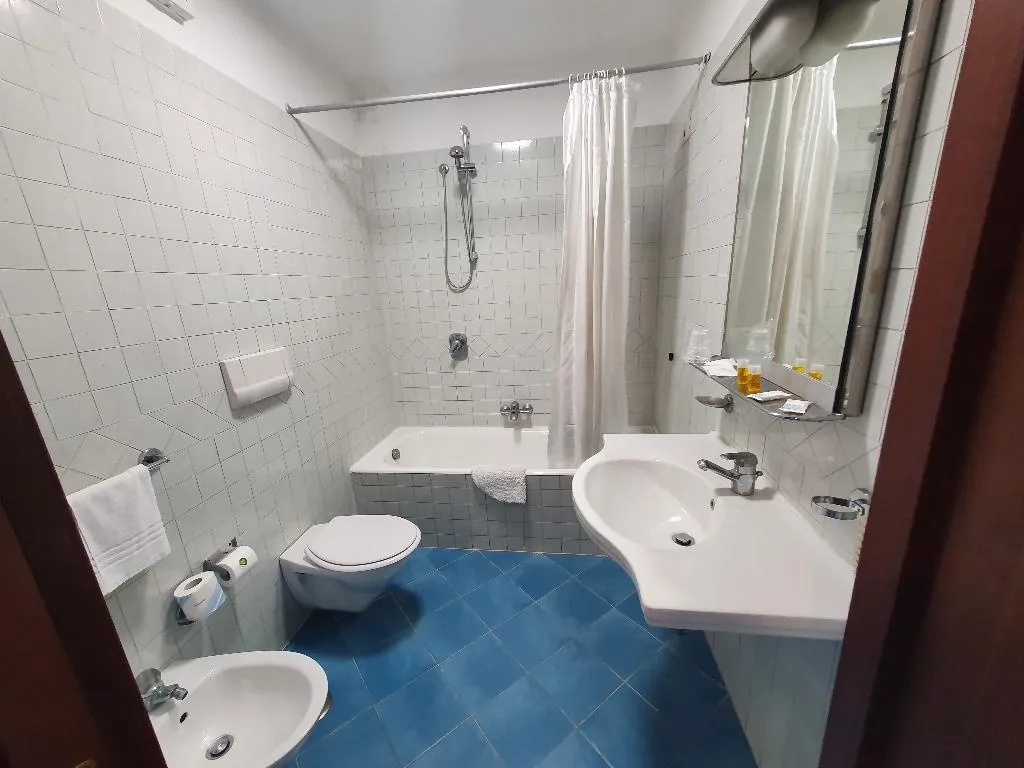 TRIPLE STANDARD Room, Hotel Il Faro Sorrento, Naples
