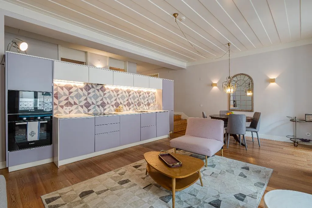 APARTMENT SUPERIOR TWO BEDROOMS Room, Almaria - Edificio Da Corte, Lisbon