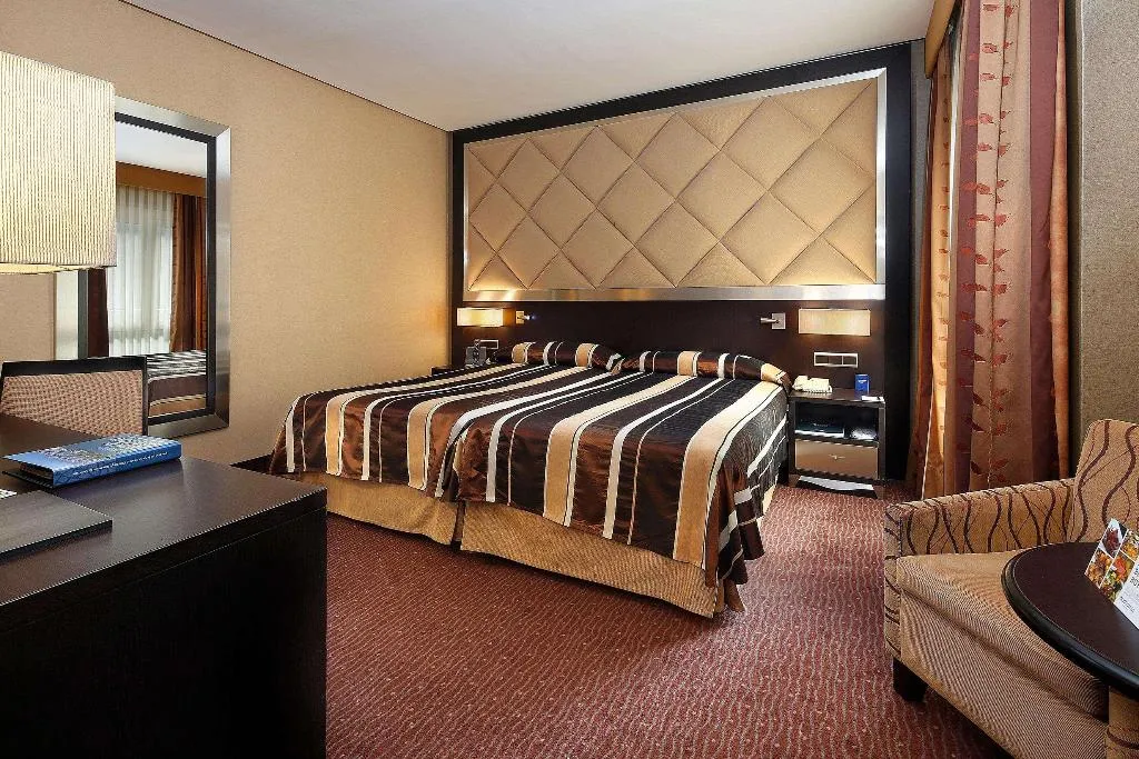 Room, Hcc St. Moritz, Barcelona
