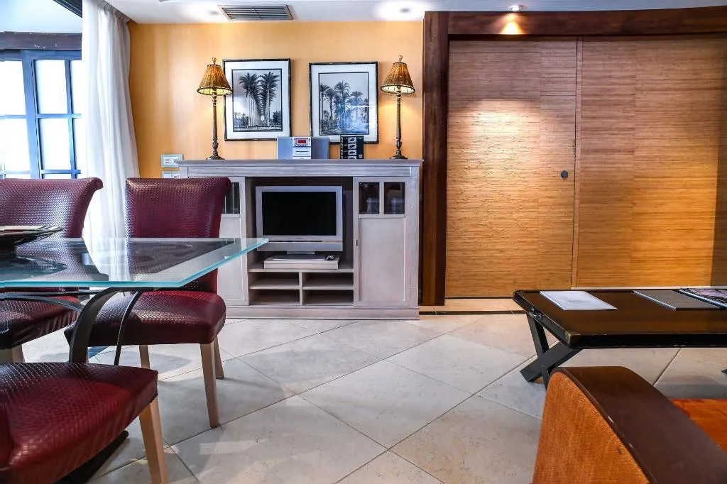 JUNIOR SUITE CAPACITY 3 Room, Gran Hotel Guadalpin Banus, Costa Del Sol