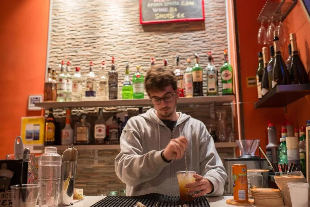 Bar, Hostel of the Sun, Naples