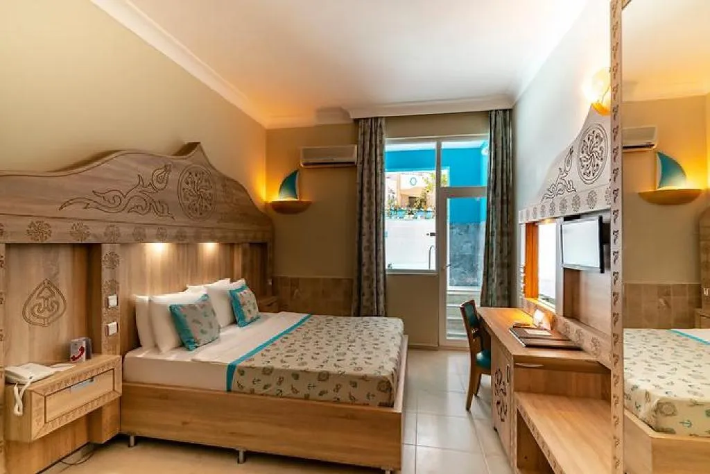DOUBLE POOL VIEW Room, Miarosa Kemer Beach, Antalya