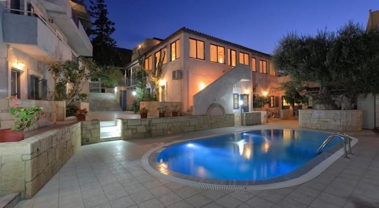 Stelva Villas, Crete