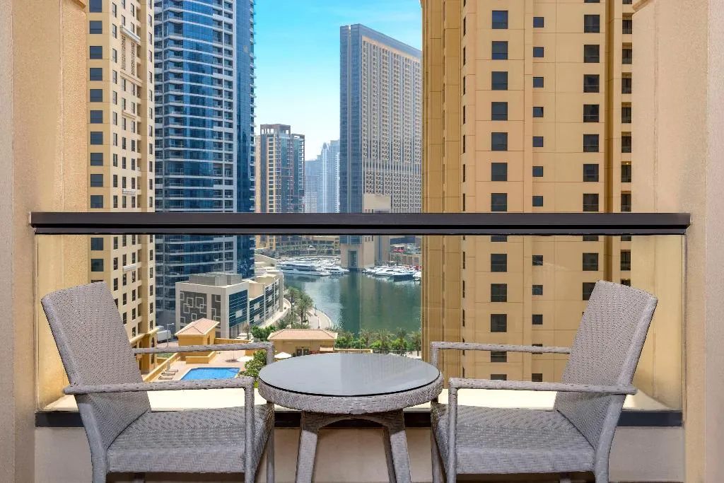 STUDIO DELUXE KING BED Room, Hilton Dubai The Walk, Dubai