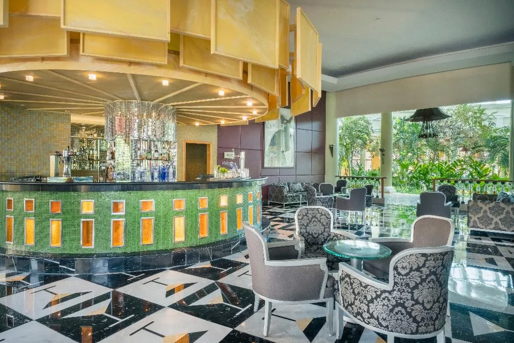 Bar, JOIA Paraiso by Iberostar All Inclusive, Cancun Area