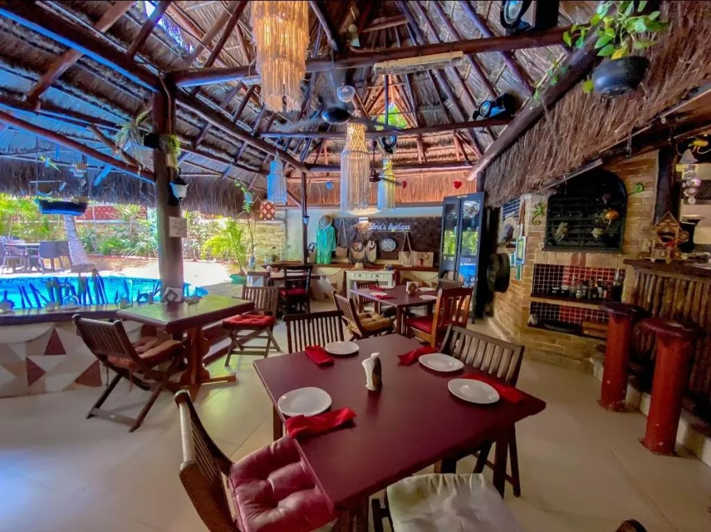 Restaurant, Cocos Cabañas, Cancun Area