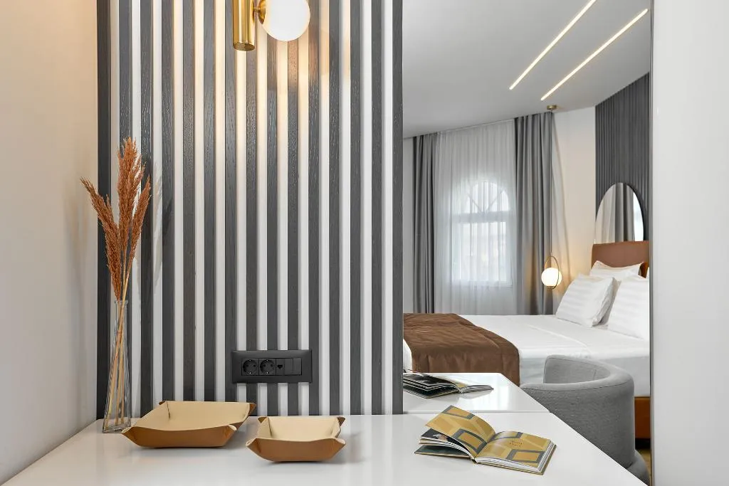 SUITE DELUXE Room, Grand Hotel Palace Thessaloniki, Halkidiki