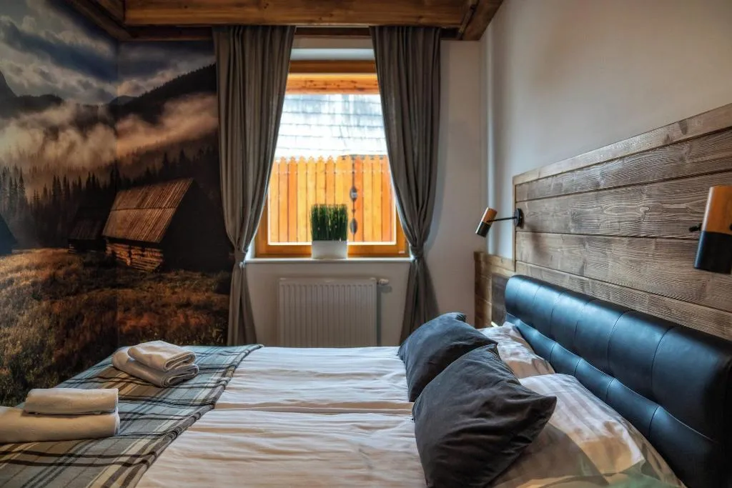 Room, ApartHotel Giewont, Krakow