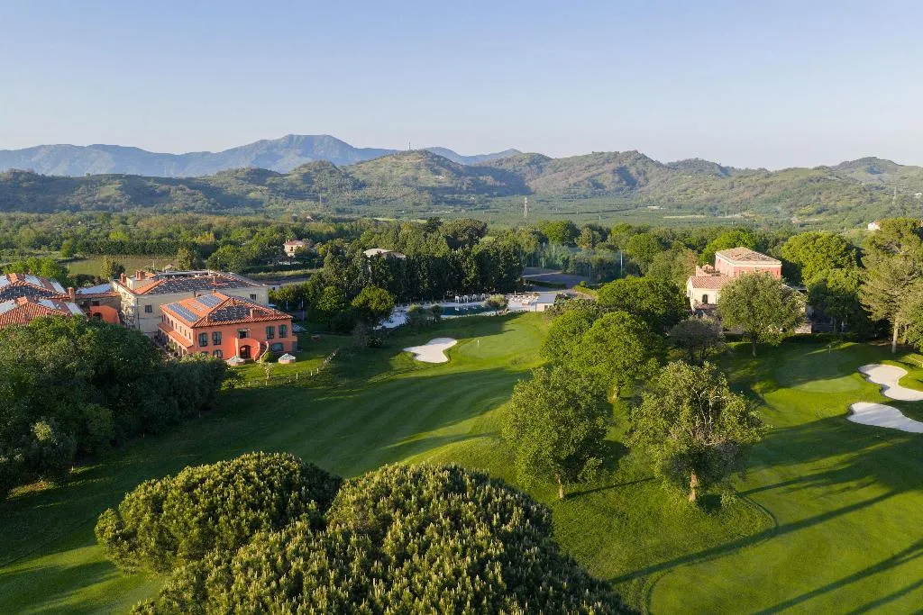 Sports and Entertainment, Picciolo Etna Golf Resort & Spa, Curio Collection, Catania