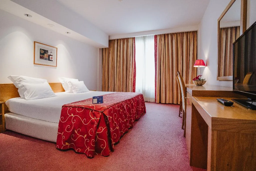 Double or Twin STANDARD Room, Premium Porto Maia, Porto