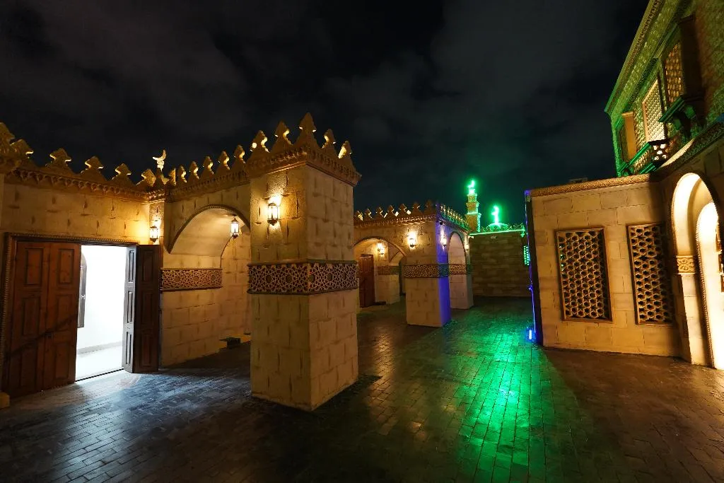 General view, Pyramids Khan Hotel, Cairo