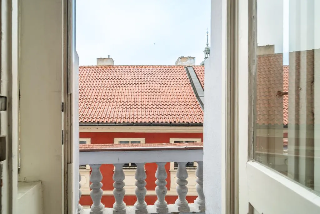 APARTMENT WITH BALCONY Room, Royal Road Residence, Prague