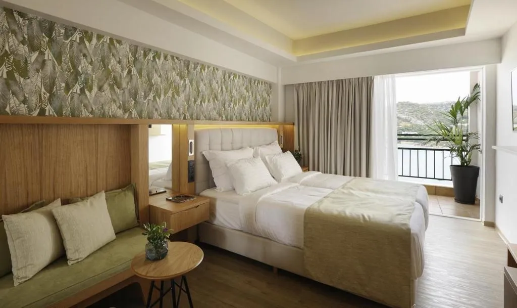 Double or Twin PREMIUM Room, Dolce Attica Riviera, Athens