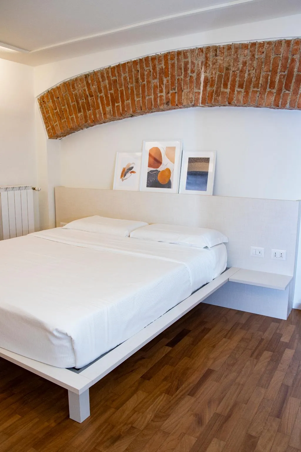 Room, Easy Apartment Navigli, Milan