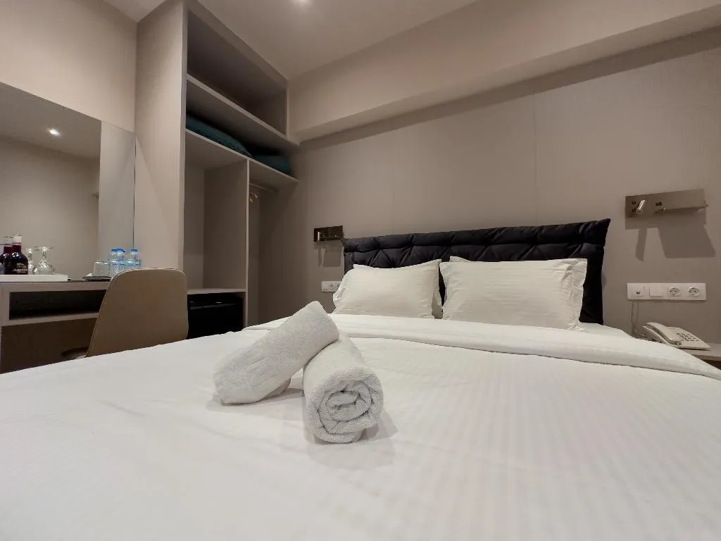 JUNIOR SUITE CAPACITY 2 Room, Anemoni, Athens
