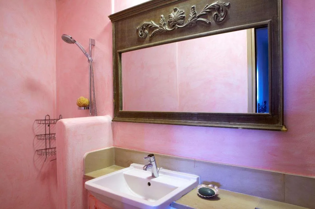Room, Diles & Rinies, Mykonos