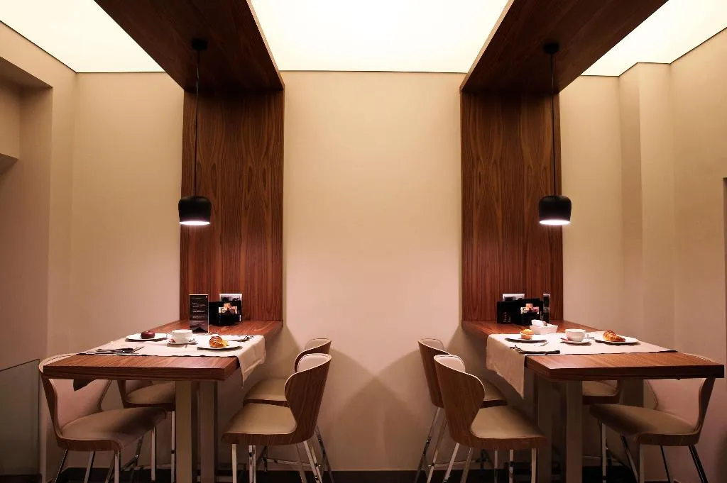 Bar, Best Western Premier Hotel Dante, Barcelona