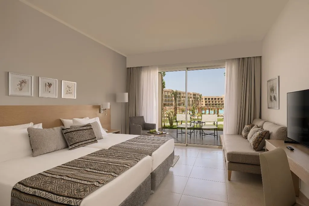 FAMILY ROOM DELUXE POOL VIEW Room, JAZ Elite Asteria, Red Sea Riviera