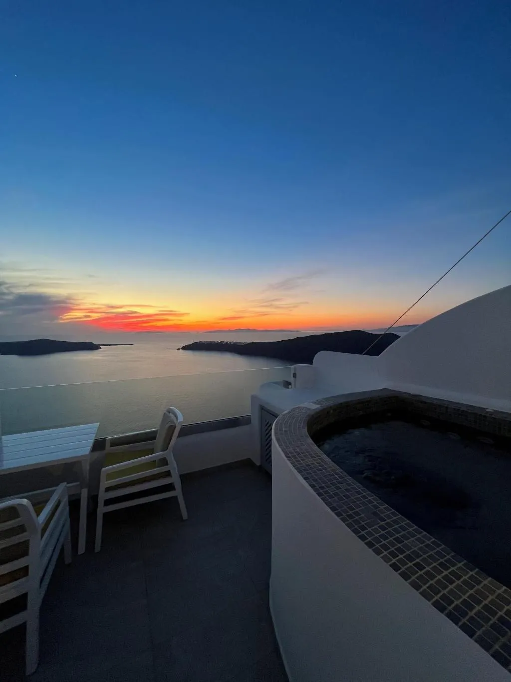 Room, Unique Suites, Santorini