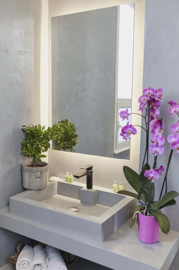 Athens Version Luxury Suites, Athens