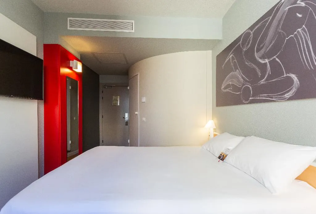 DOUBLE WITH DOUBLE BED Room, ibis Alicante Elche, Costa Blanca