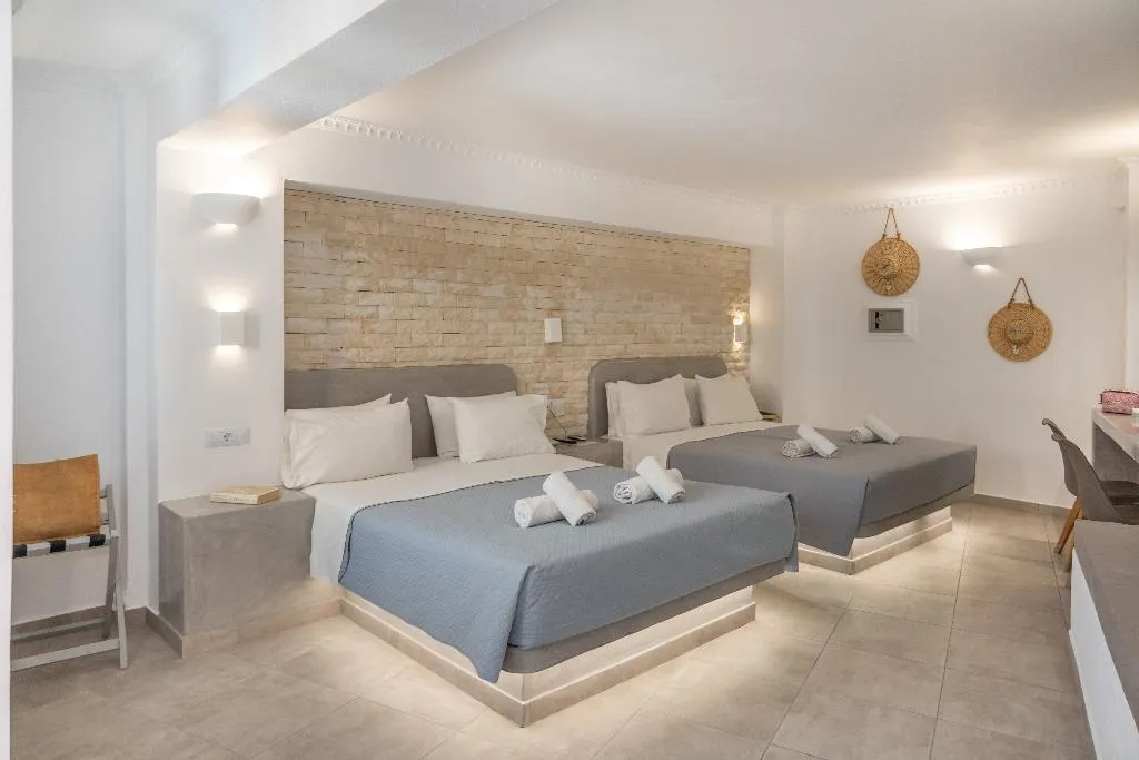STUDIO TWO DOUBLE BEDS Room, Perissa Bay, Santorini