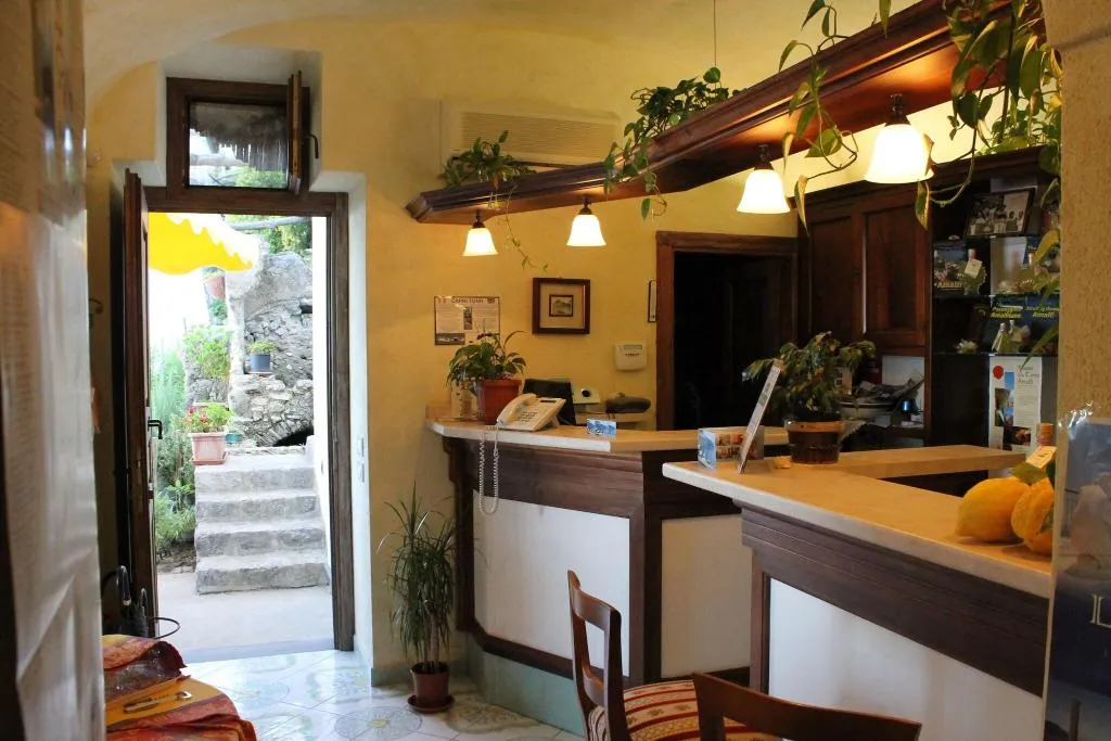 Lobby, Lantico Borgo Dei Limoni, Naples